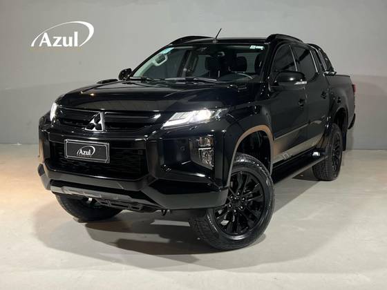 MITSUBISHI L200 TRITON 2.4 16V TURBO DIESEL SPORT HPE-S URBAN CD 4P 4X4 AUTOMÁTICO